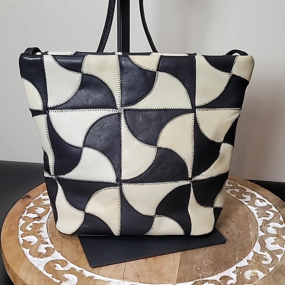 Fifth Avenue Handbags Black & White Pinwheel Squares Faux Leather Crossbody - Picture 2 of 12